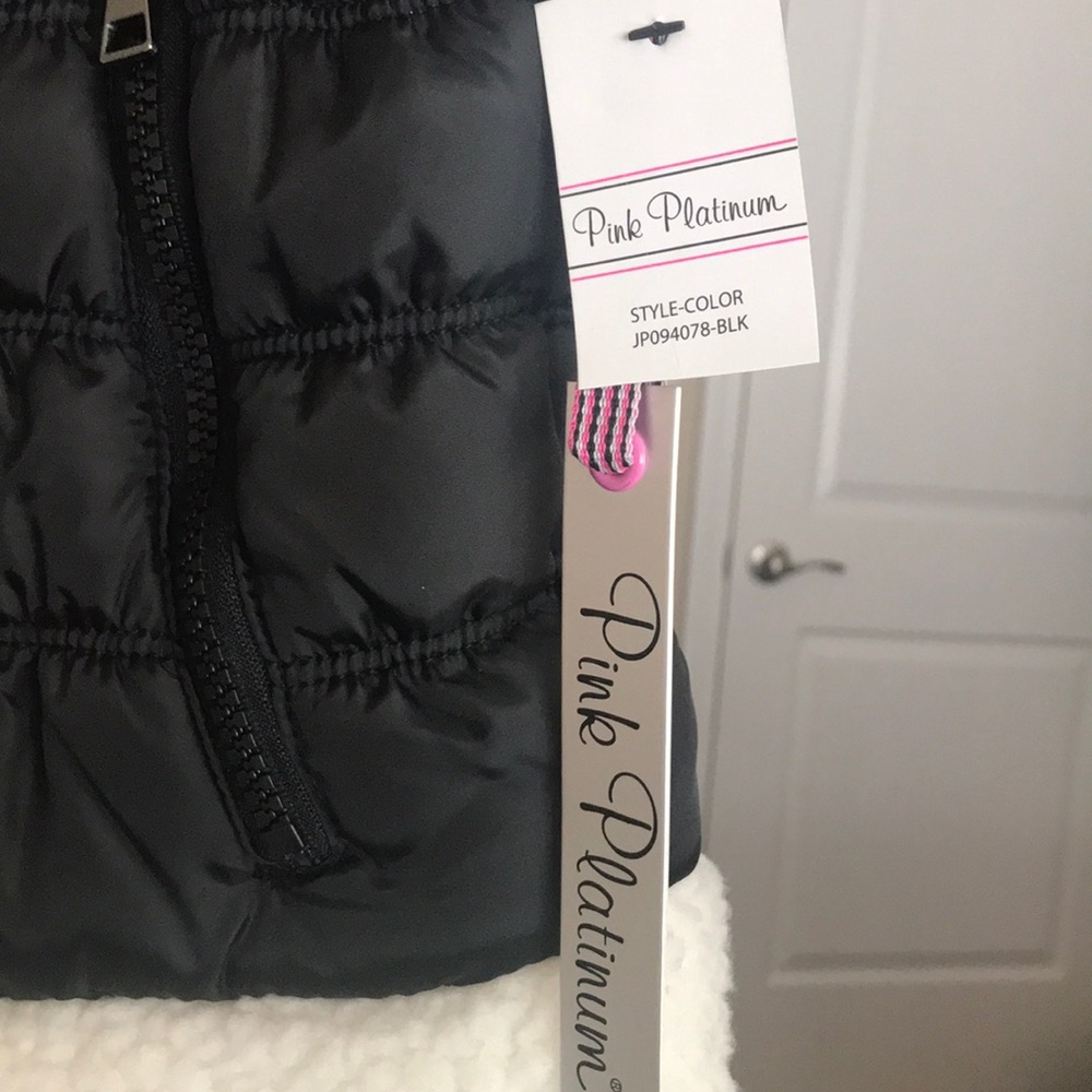 Brand new Jacket - Picture 2 of 13